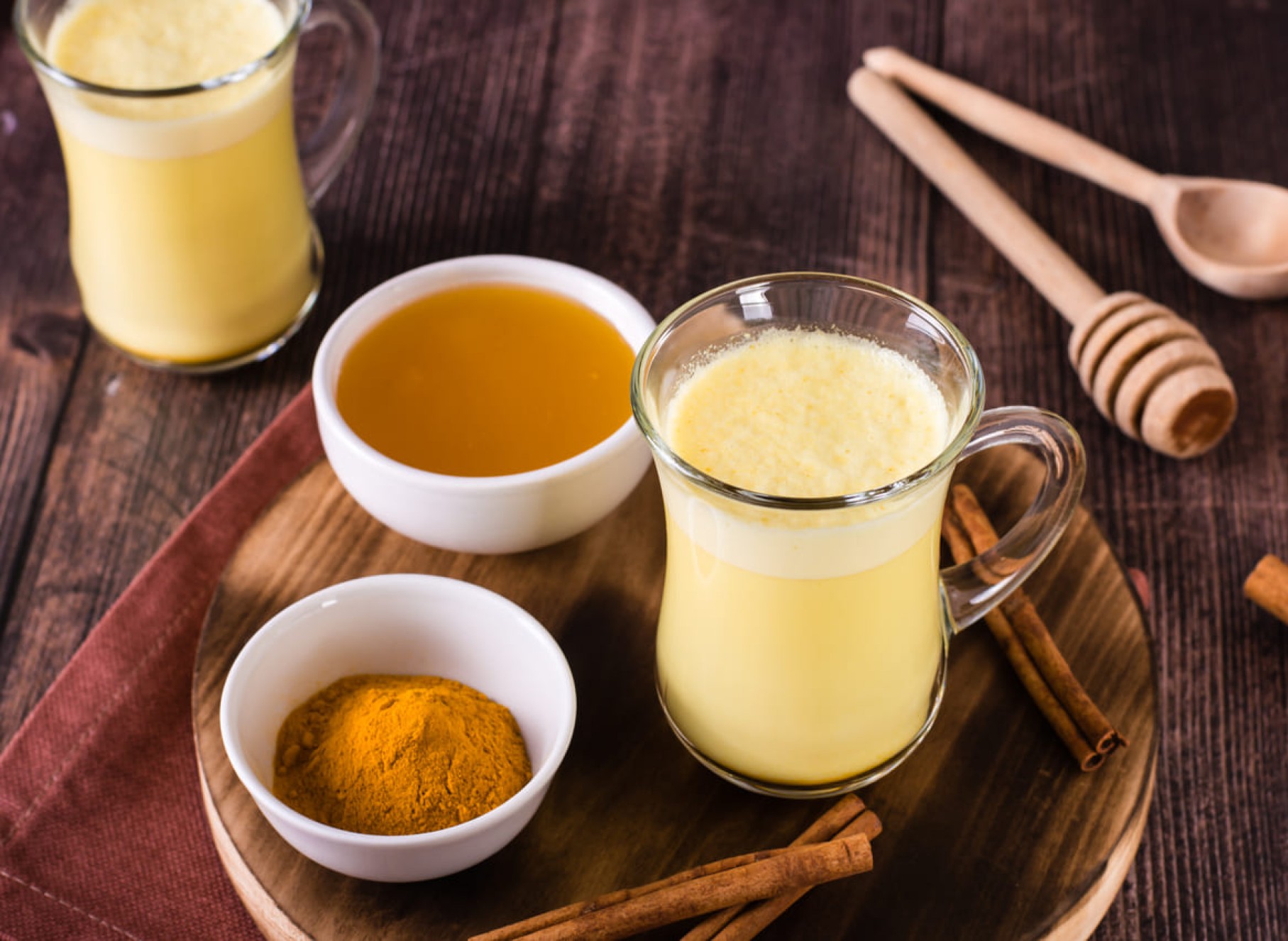 Viên tinh nghệ đỏ sữa ong chúa